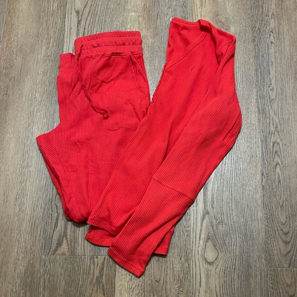 Zyia large red thermal lounge pajamas